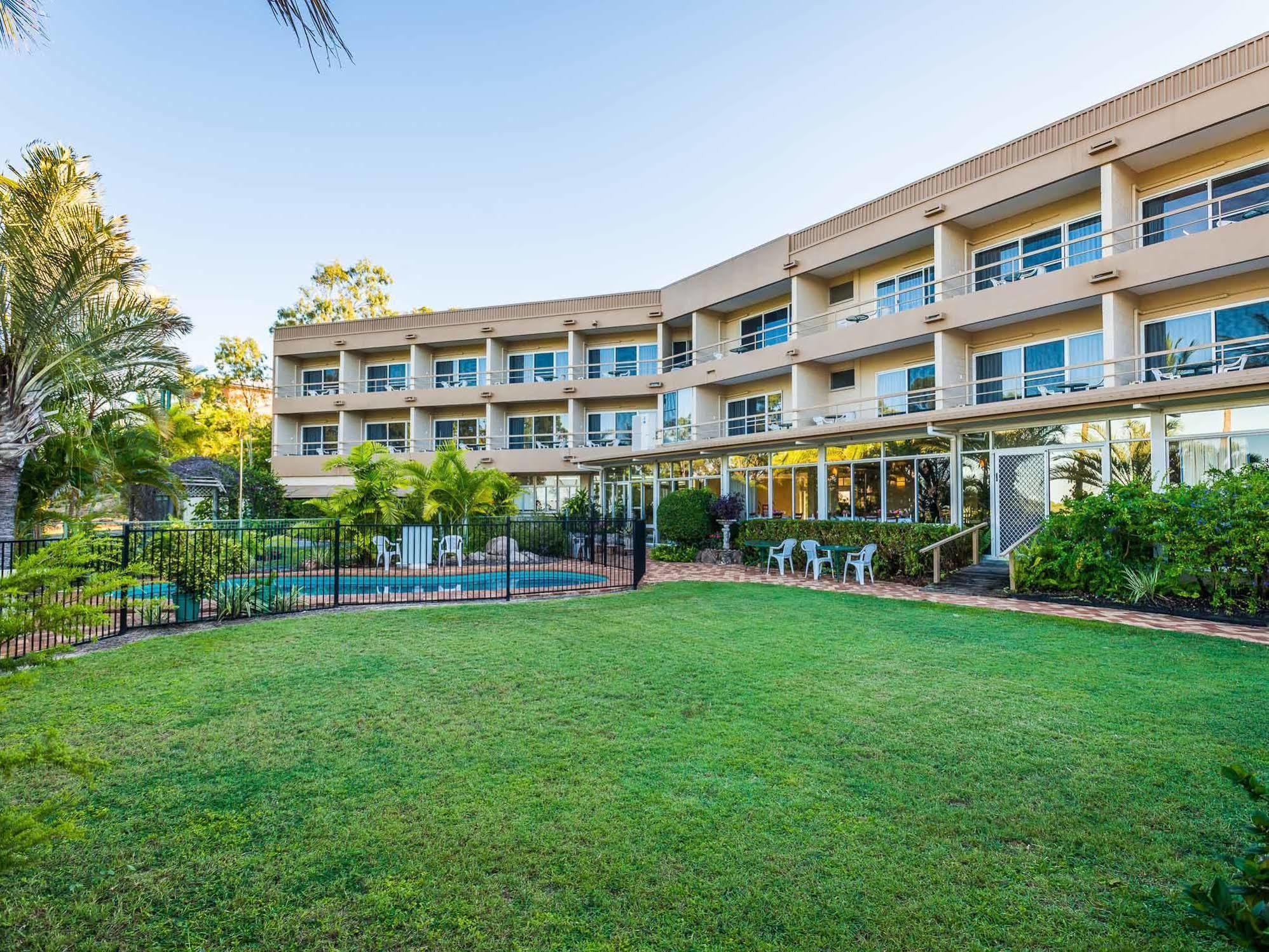 Camelot Motel Gladstone Bagian luar foto
