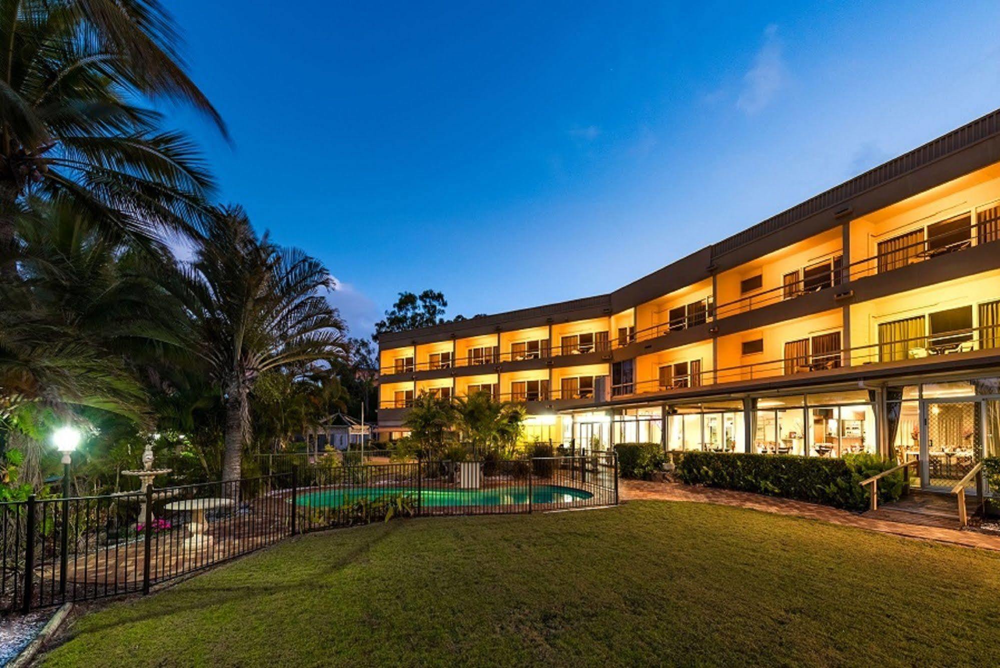Camelot Motel Gladstone Bagian luar foto